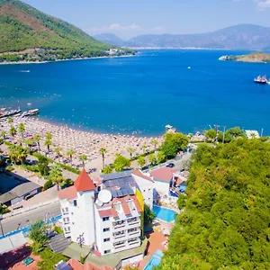 hotel-chateau-de-ville-icmeler.aegeanhotels.net/